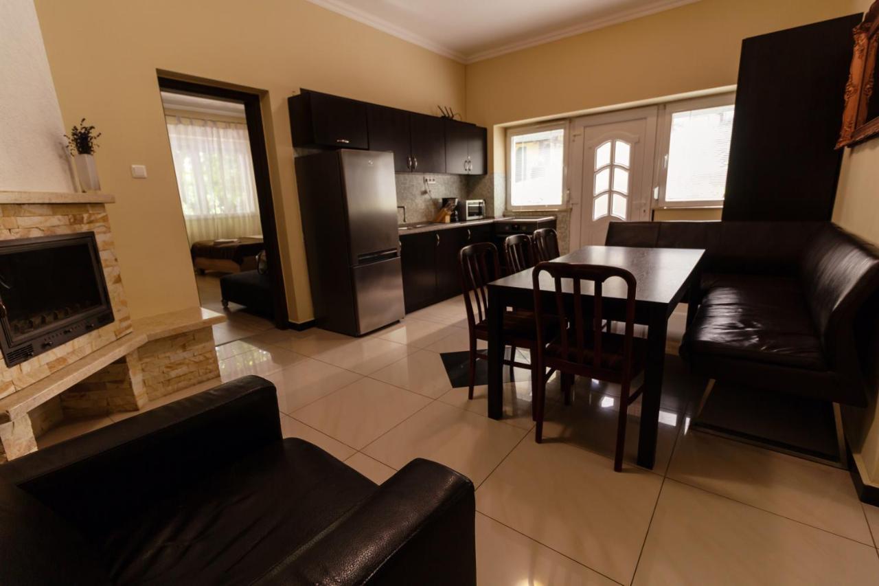 שיופוק Bella Villa מראה חיצוני תמונה